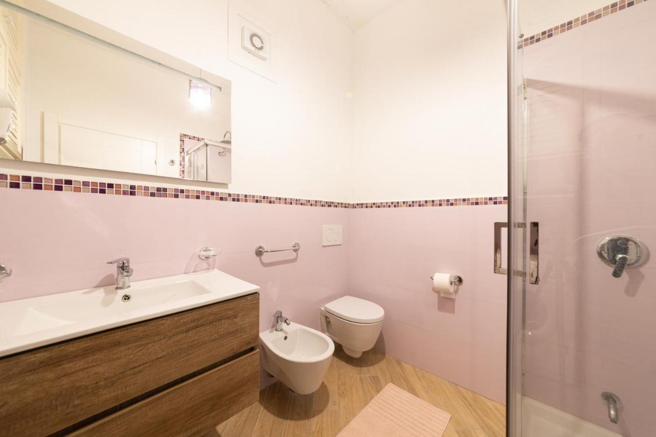 La Casa Sul Porto Apartment อีสเกีย ภายนอก รูปภาพ