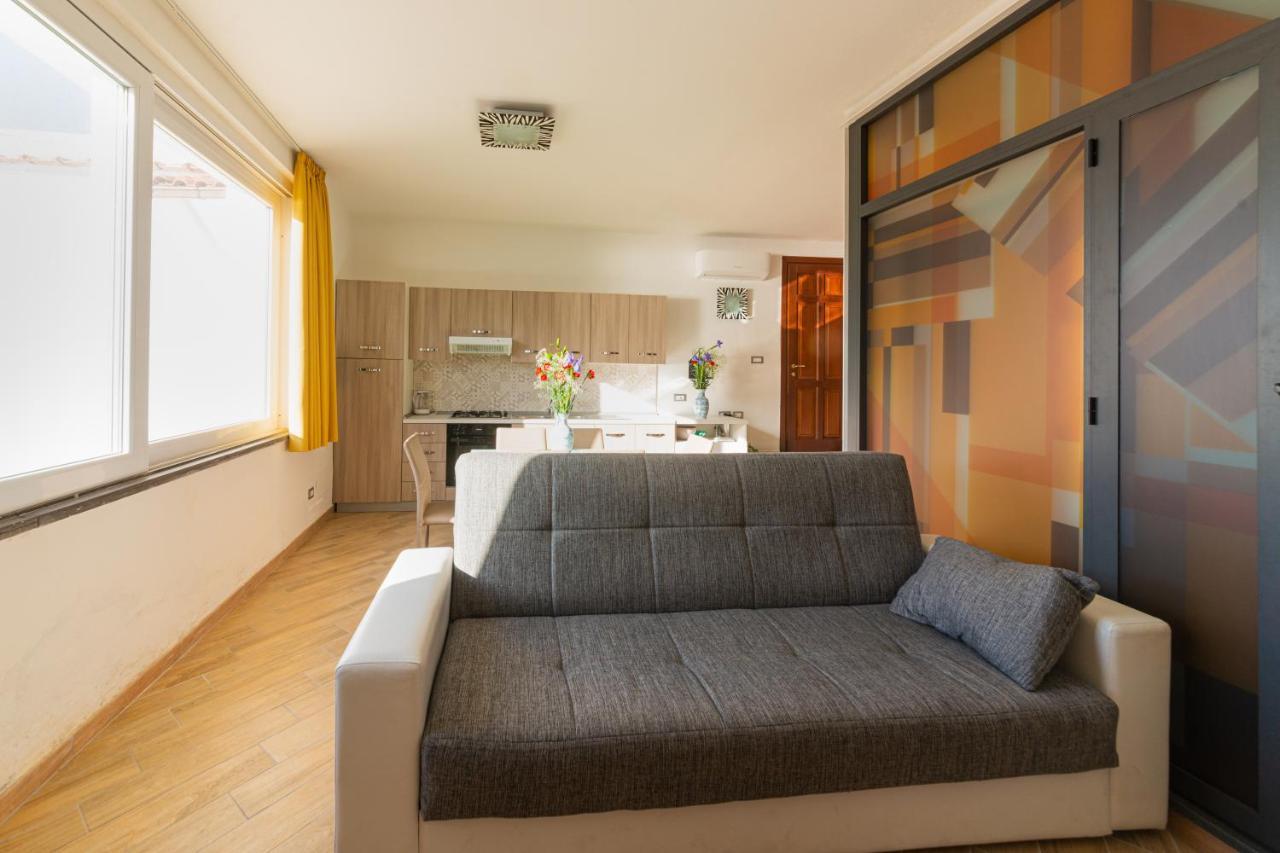La Casa Sul Porto Apartment อีสเกีย ภายนอก รูปภาพ