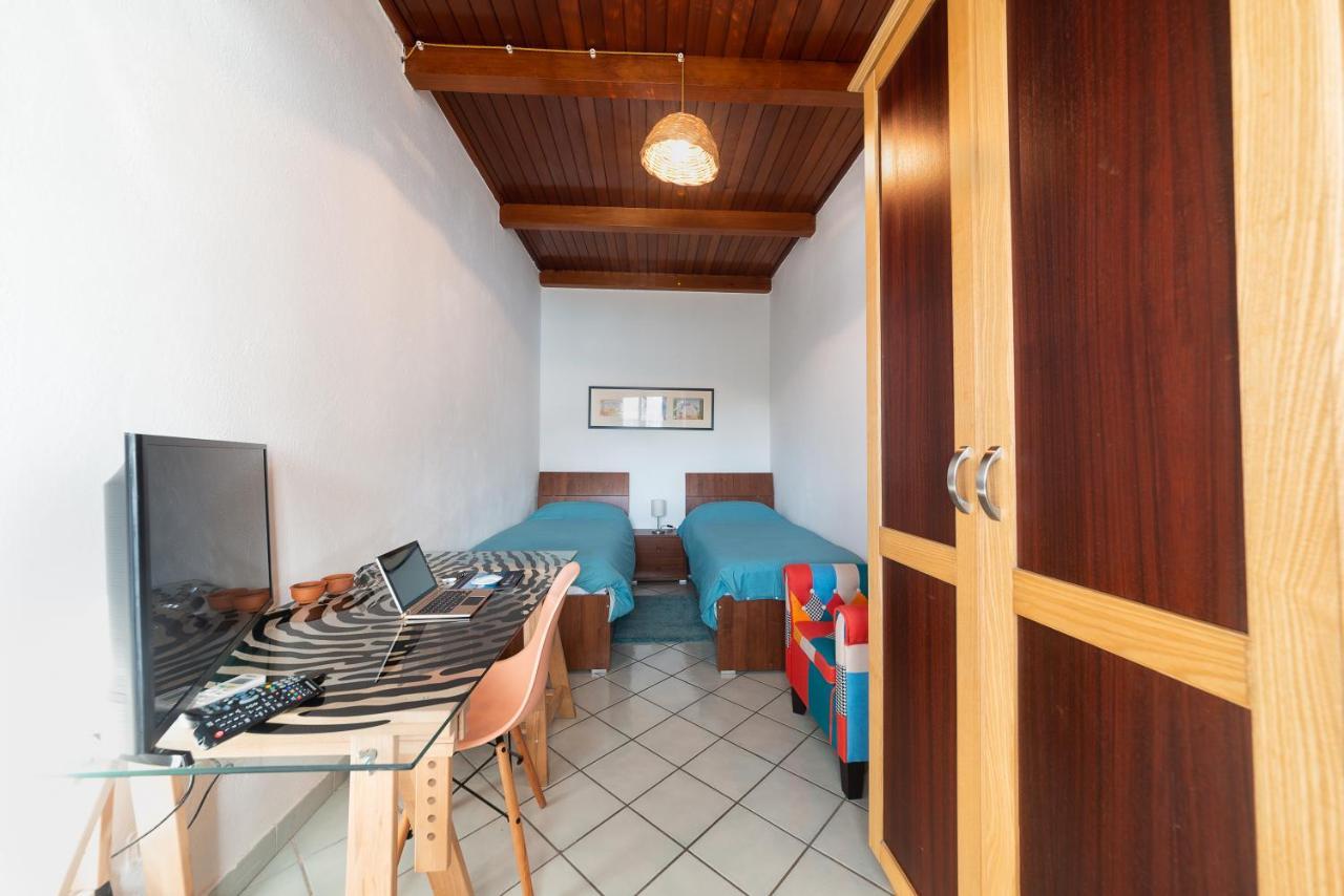 La Casa Sul Porto Apartment อีสเกีย ภายนอก รูปภาพ